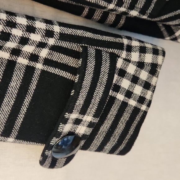 Express Wool Coat - Picture 6 of 9